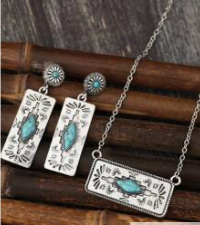 Vintage Western Style Engraved Inlaid Turquoise Pendant with Matching Earrings