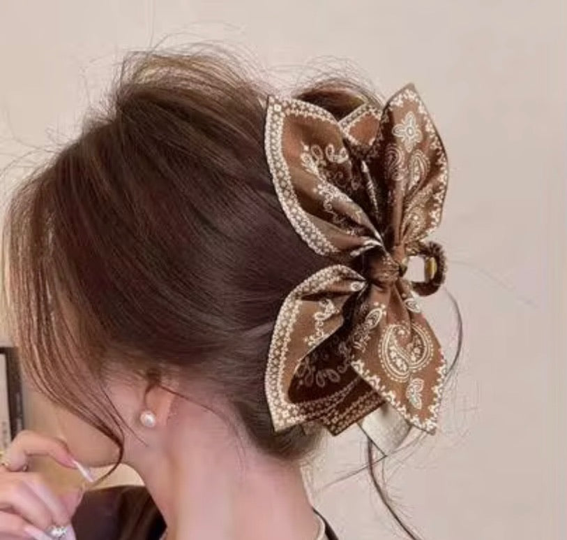 Vintage Elegant Bandana Butterfly Claw Clip