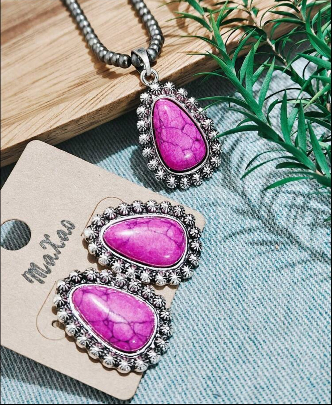 Womens Vintage Western Style Turquoise Concho Necklace and Earring Set