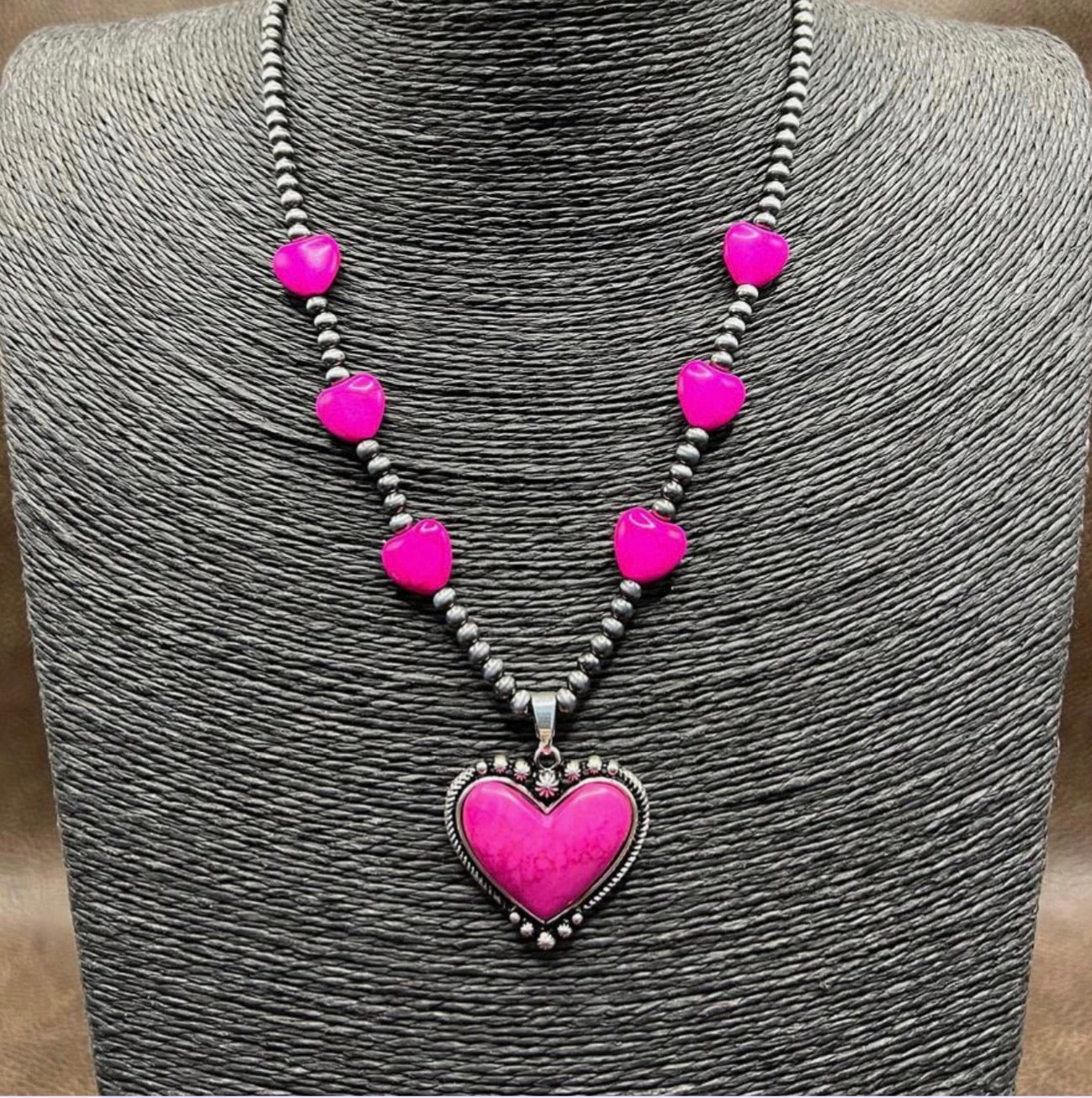Vintage Western Faux Pearl Bead Heart Necklace