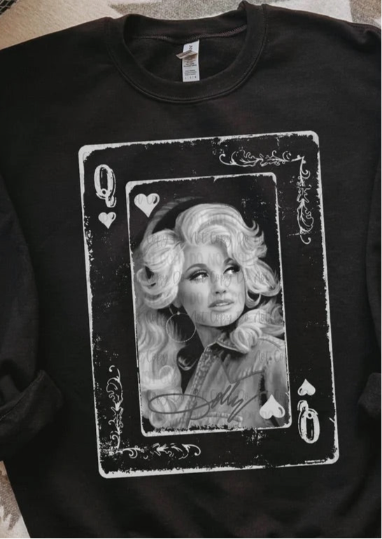 Dolly Queen Graphic Tee