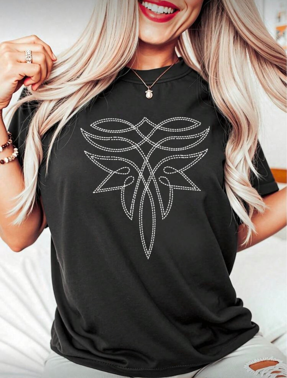 Women’s Casual Whipstitch Print Tee