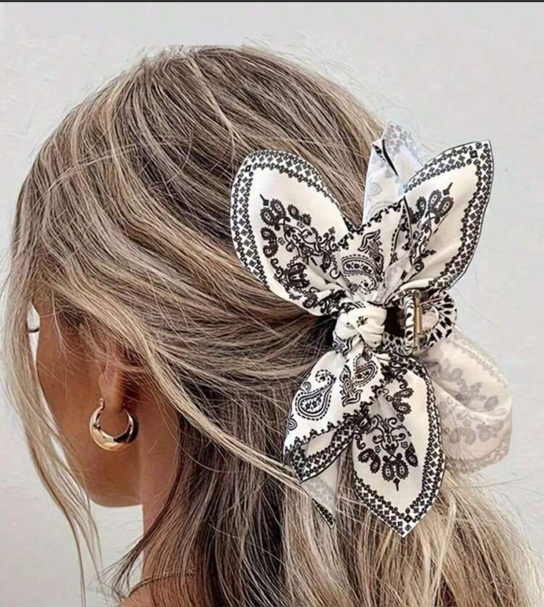 Vintage Elegant Bandana Butterfly Claw Clip
