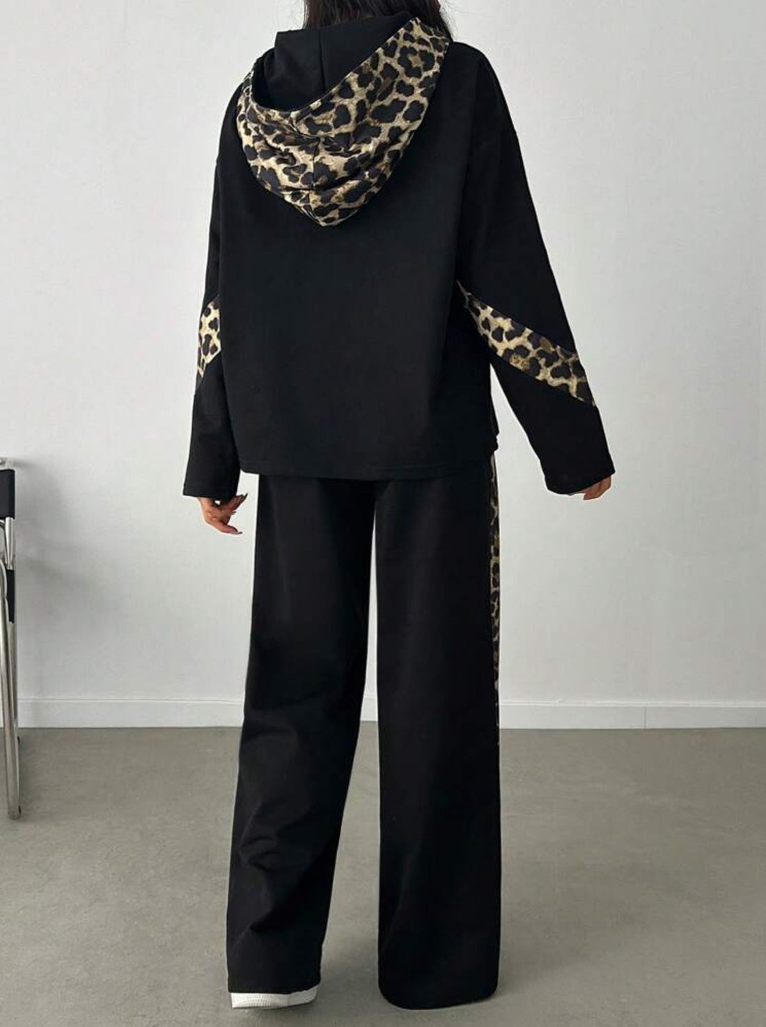 Leopard Chic 2 piece Outfit Set