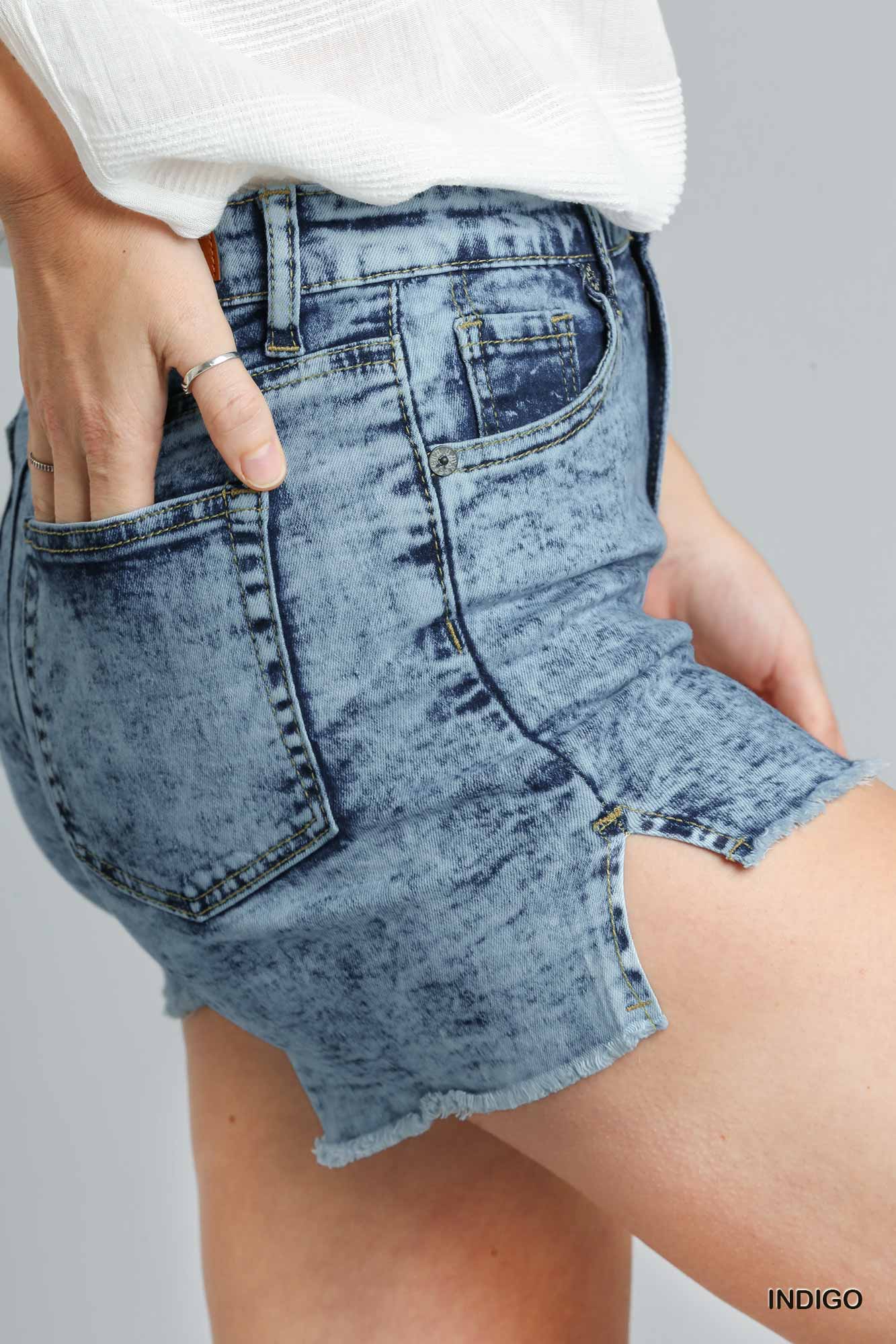 Umgee Bleach Washed 5 Pocket Stretch Denim Shorts