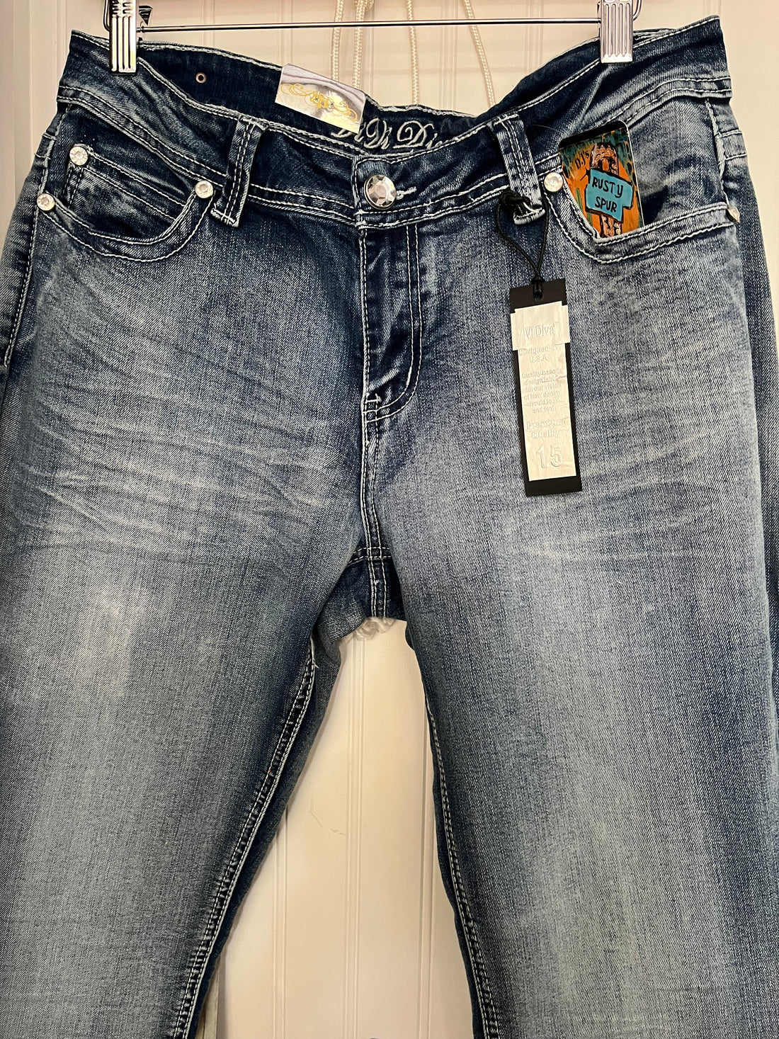 Women’s Light Wash Denim Jeans