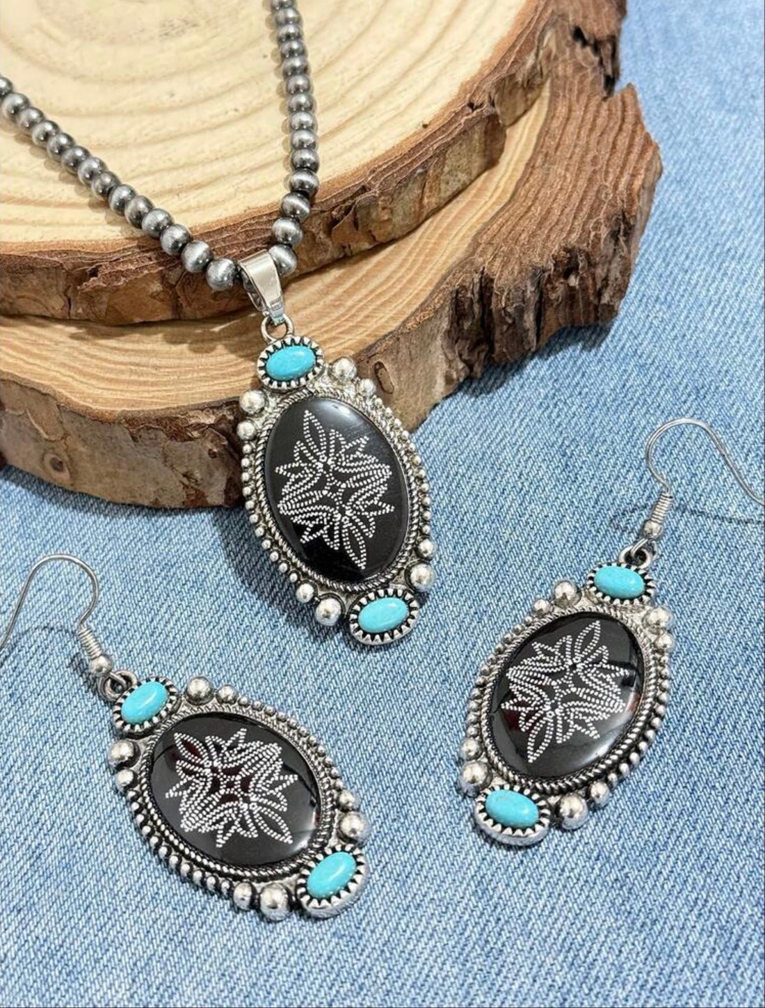 2pc. Whipstitch Pattern Pendant on Bead Necklace and Matching Earrings