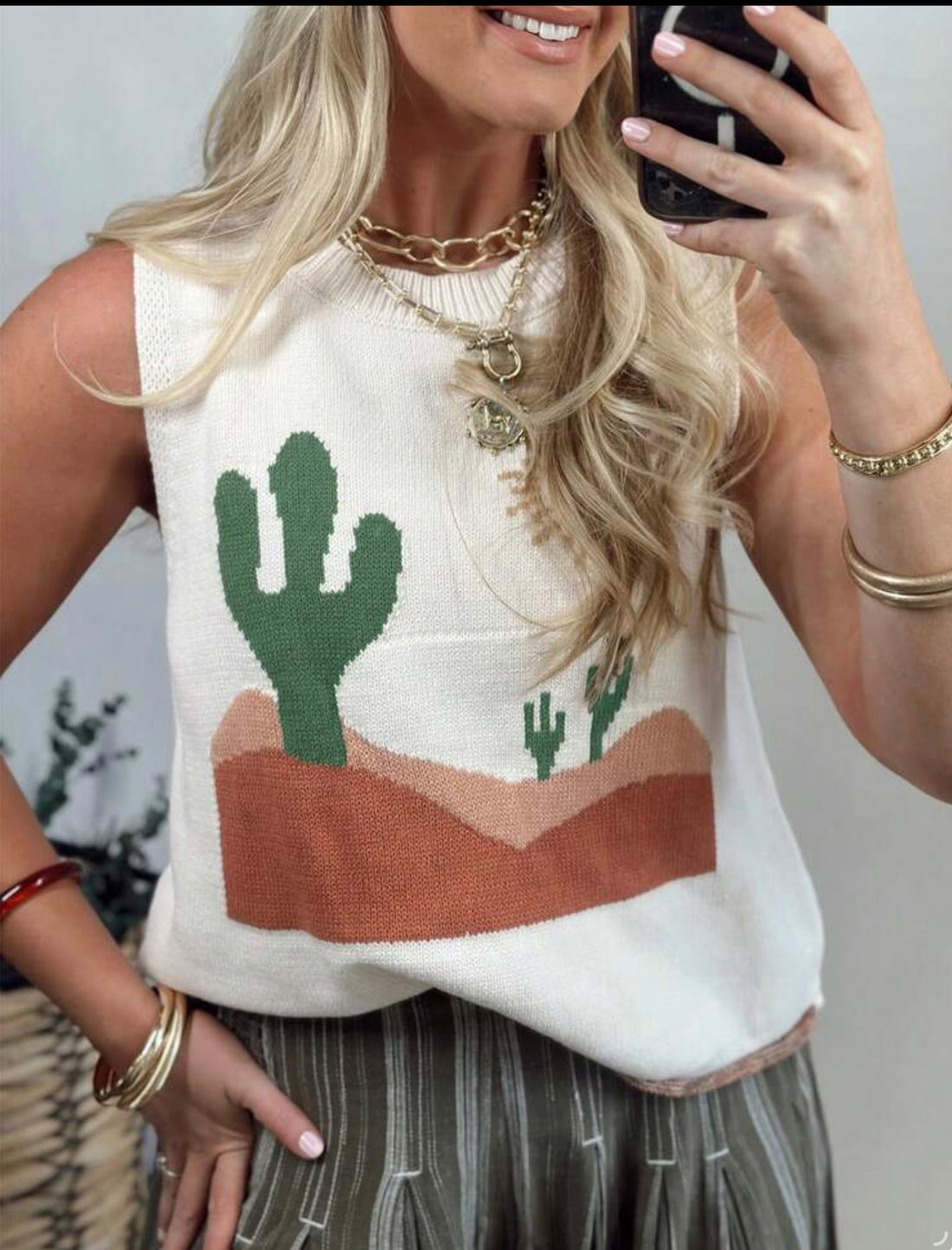 Acelitt Colorful Cactus Pattern Western Oasis Sleeveless Sweater