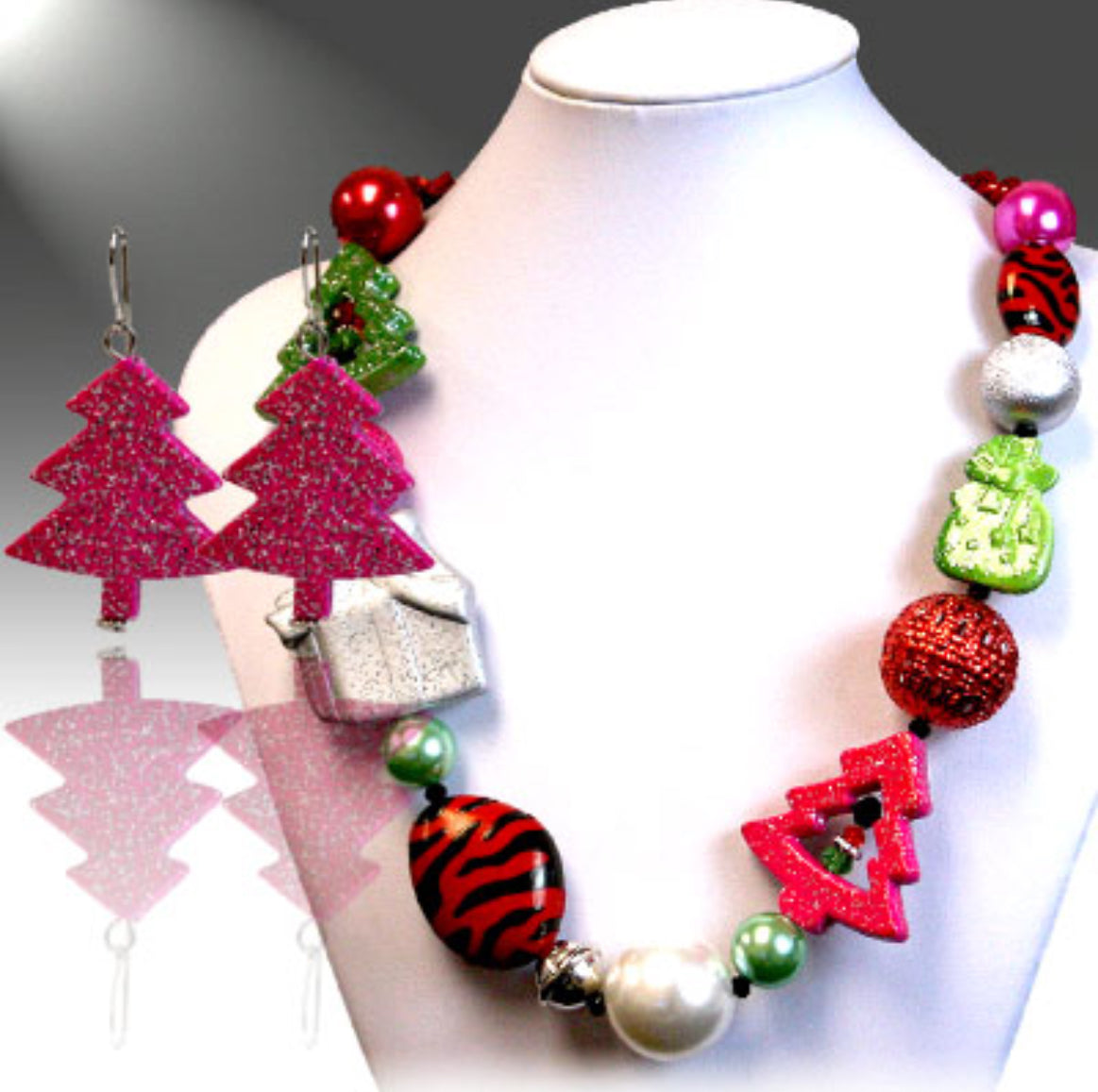 Christmas Bubble Bead Fashion Necklace with Matching Dangle Earrings