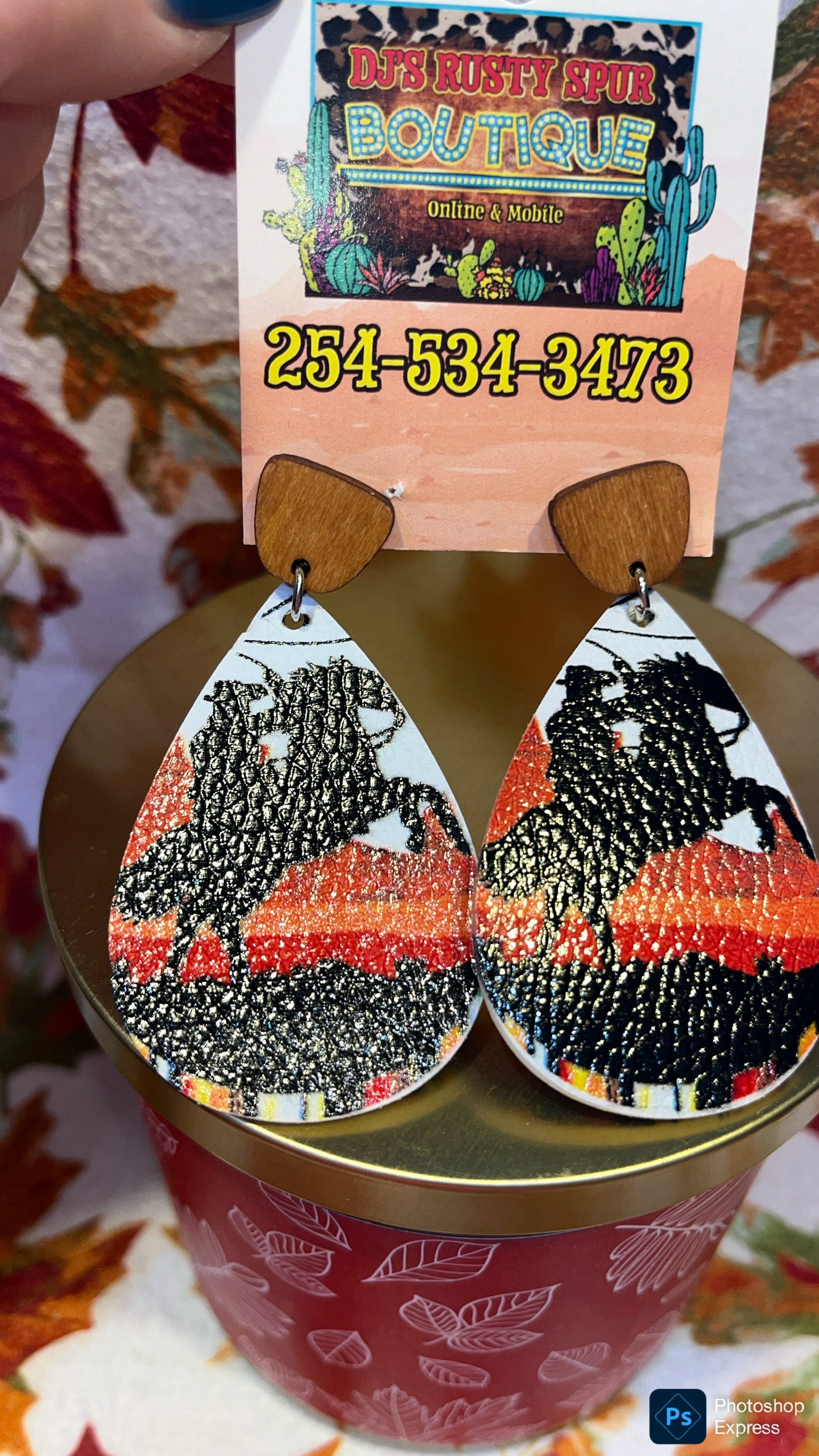 Western Themed Dangle Earrings