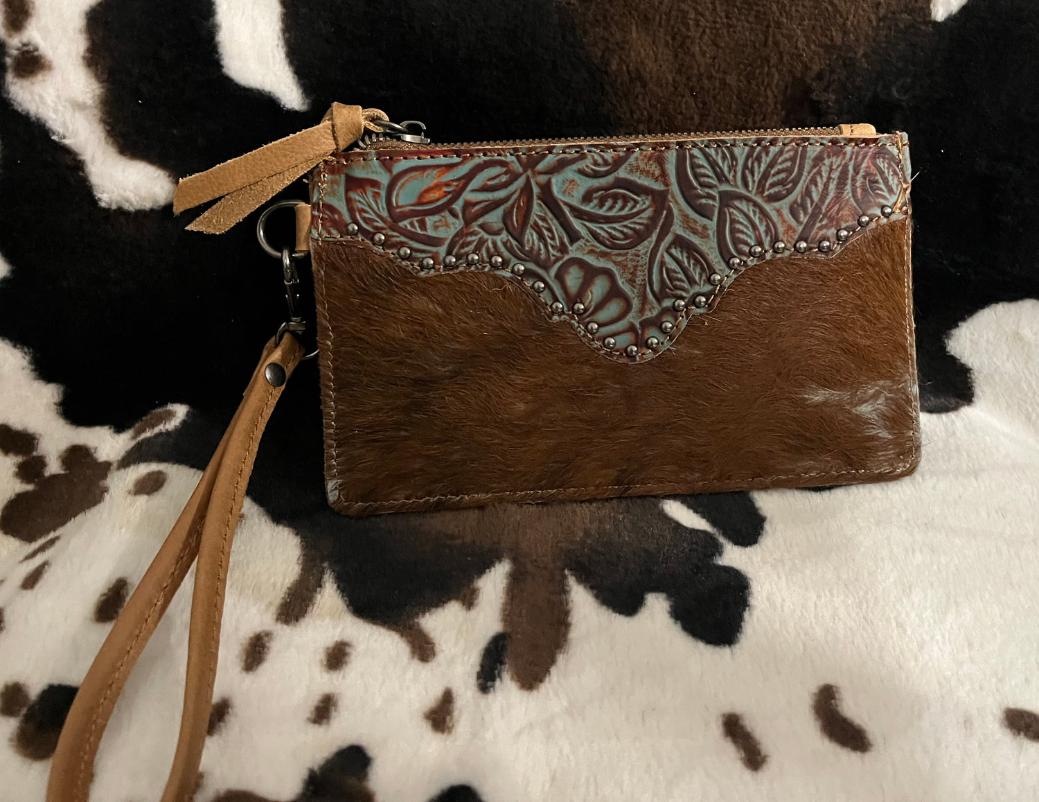 COWHIDE TOOLED  PHONE WALLET