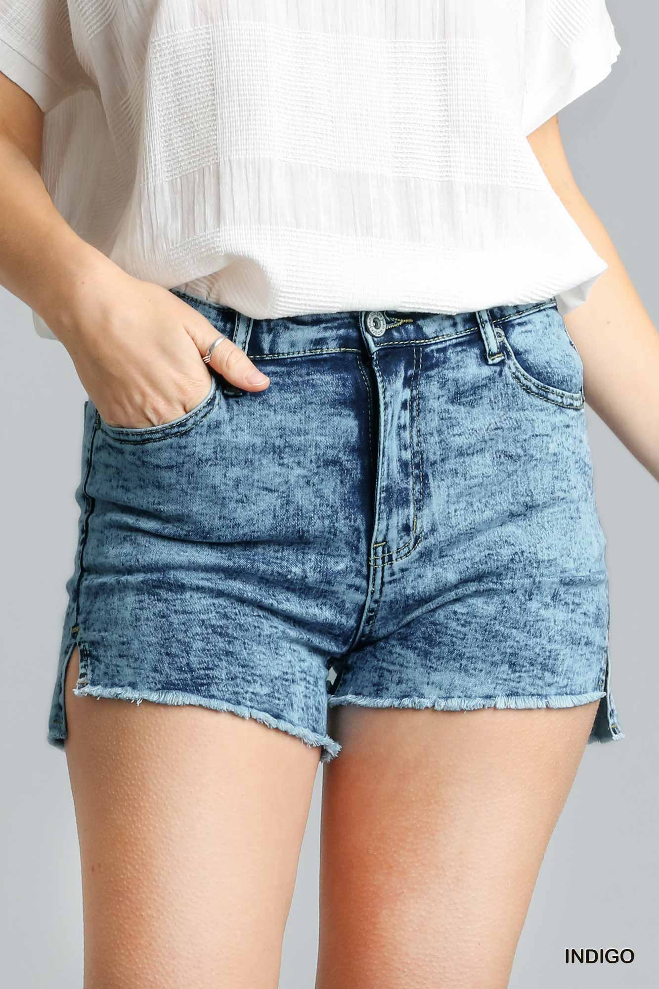 Umgee Bleach Washed 5 Pocket Stretch Denim Shorts