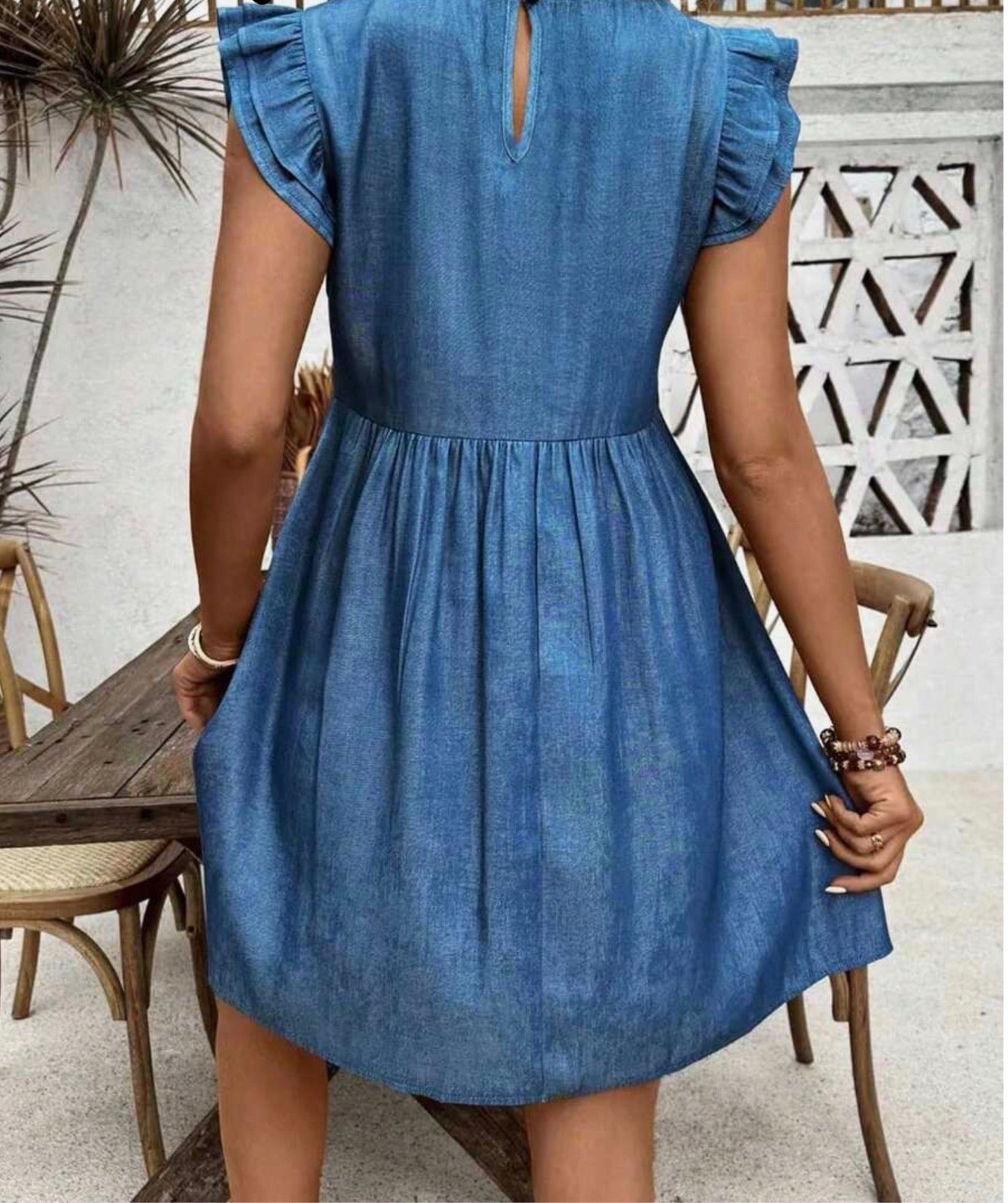 Womens Solid Color Ruffle Hem Round Neck Dress