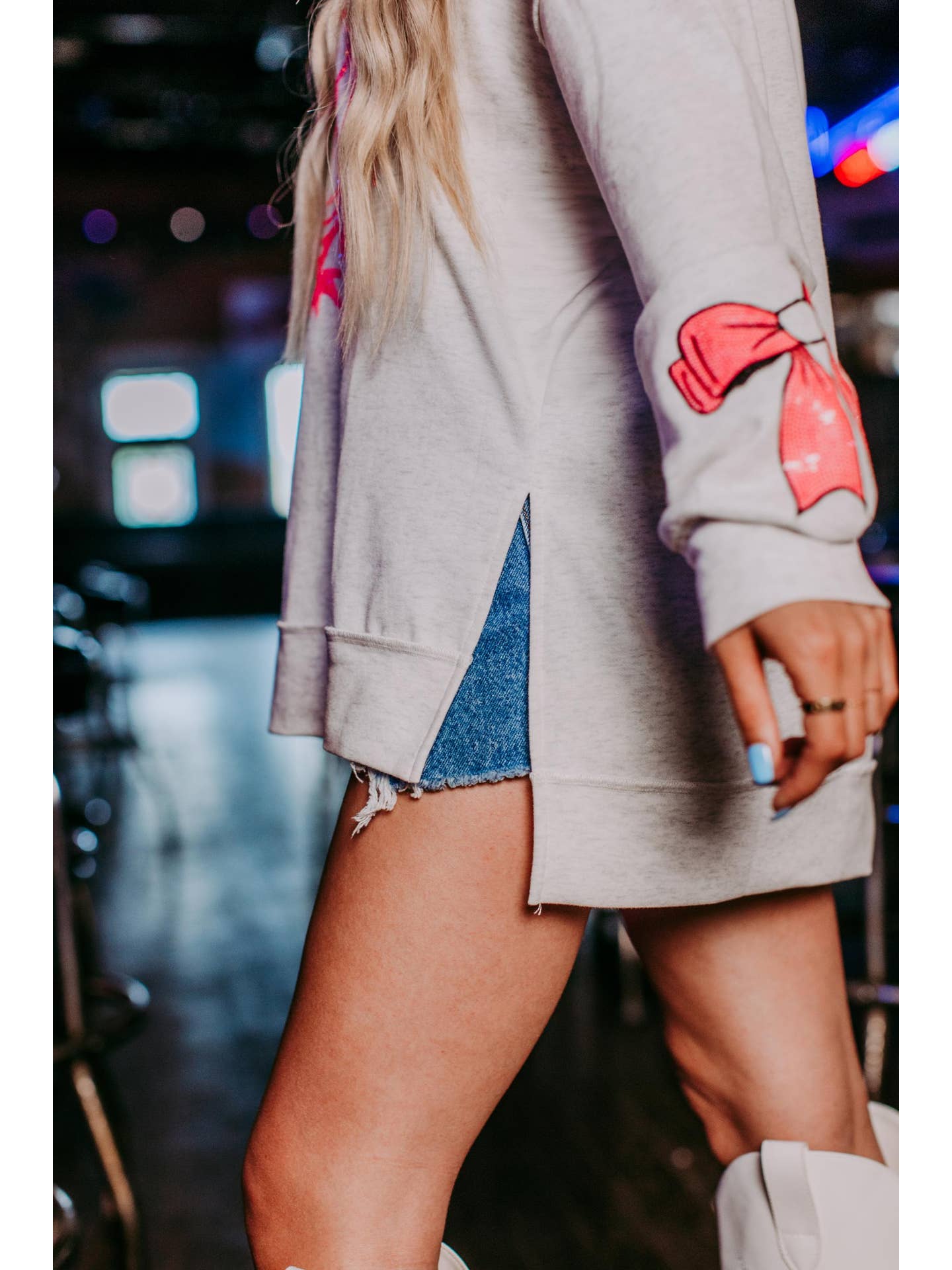 Chill out Tiger Sequin Embroidery Sweatshirt