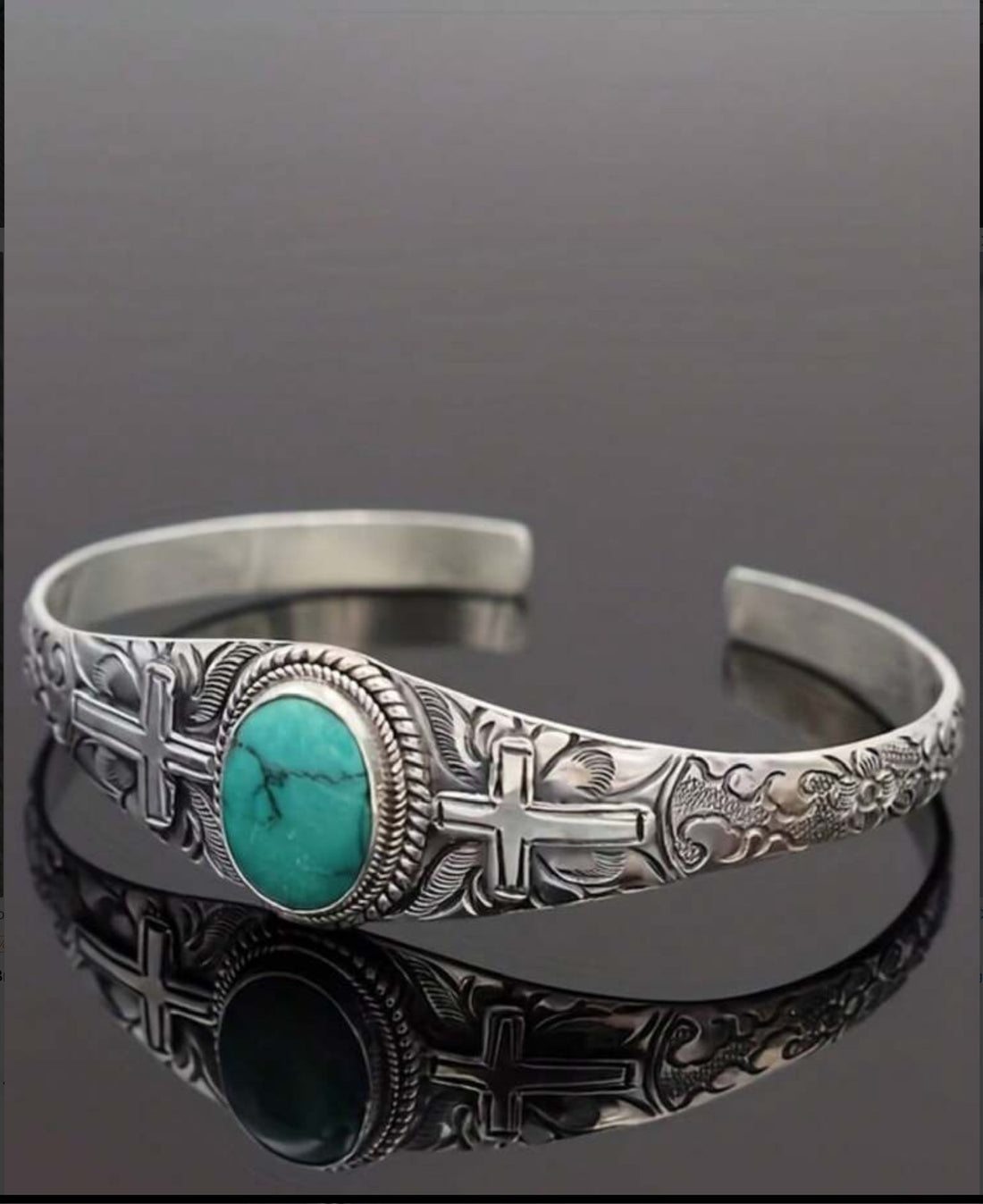 Vintage Bohemian Western Style Floral Engraved Green Turquoise Inlay Bracelet