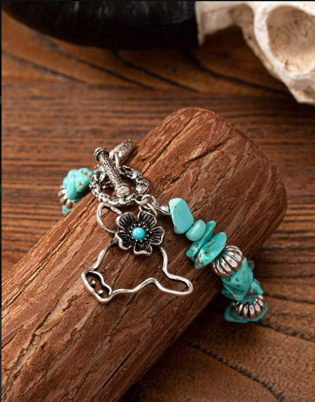 Blue Turquoise Stone Beaded Bracelet with Cowhead Pendant