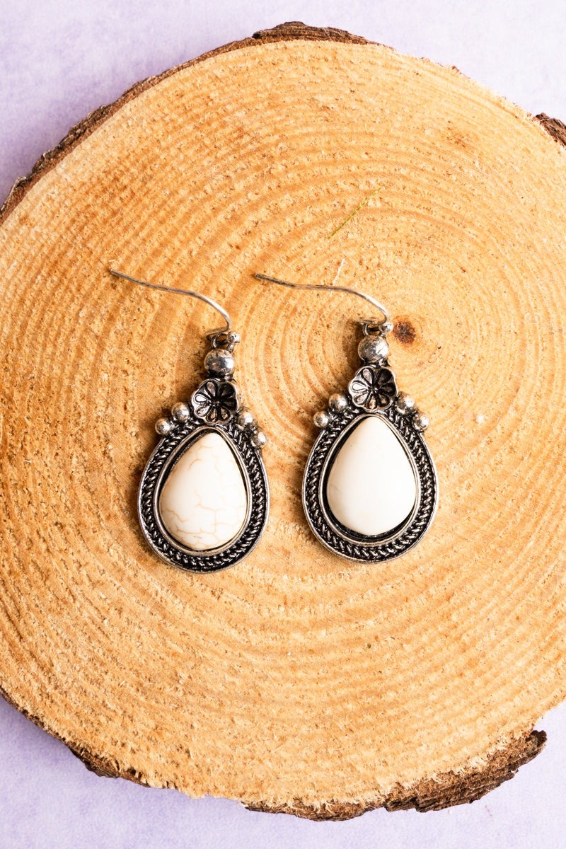 Howlite Saginaw Teardrop Earrings