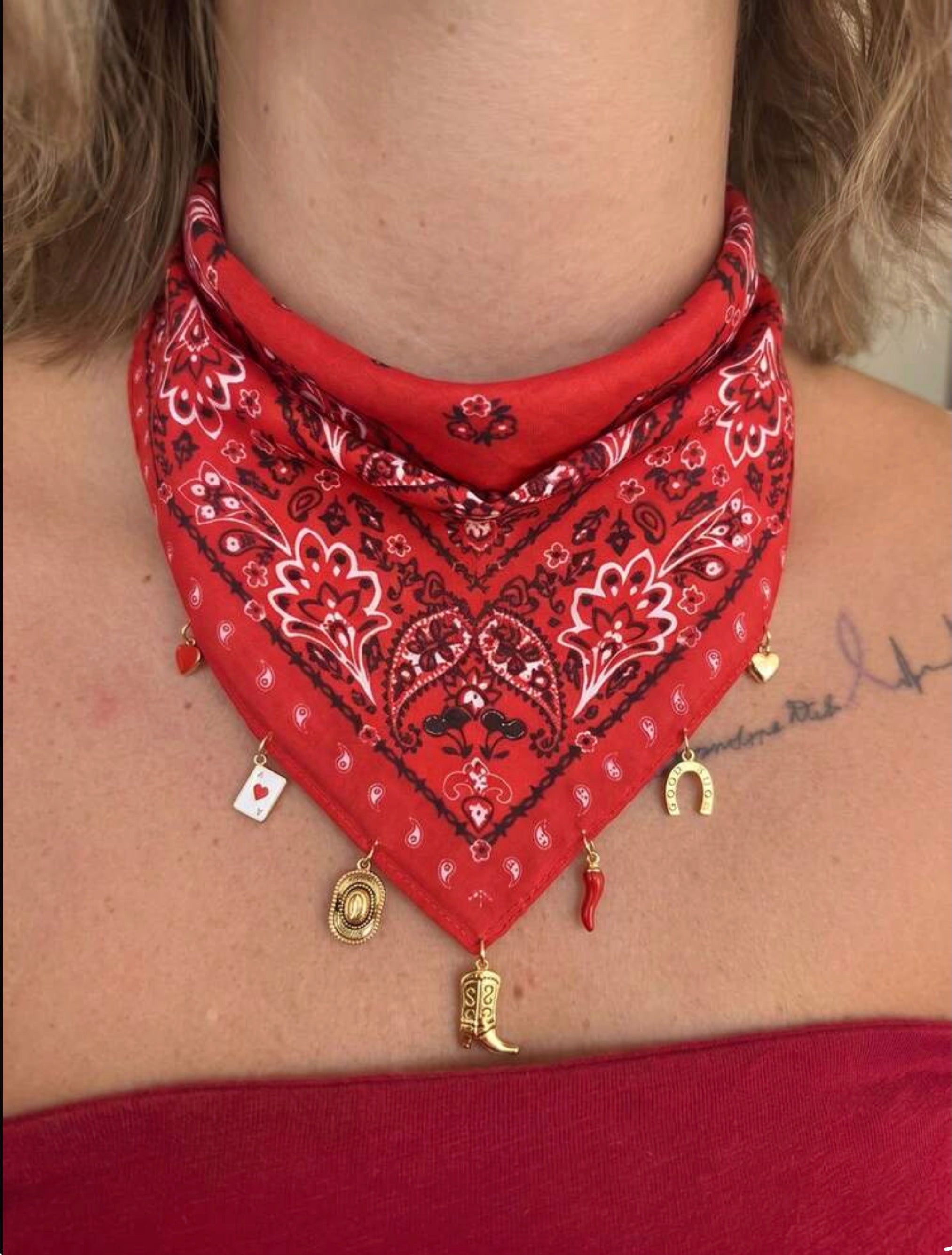 Western Fashion Paisley Print Scarf with Charms