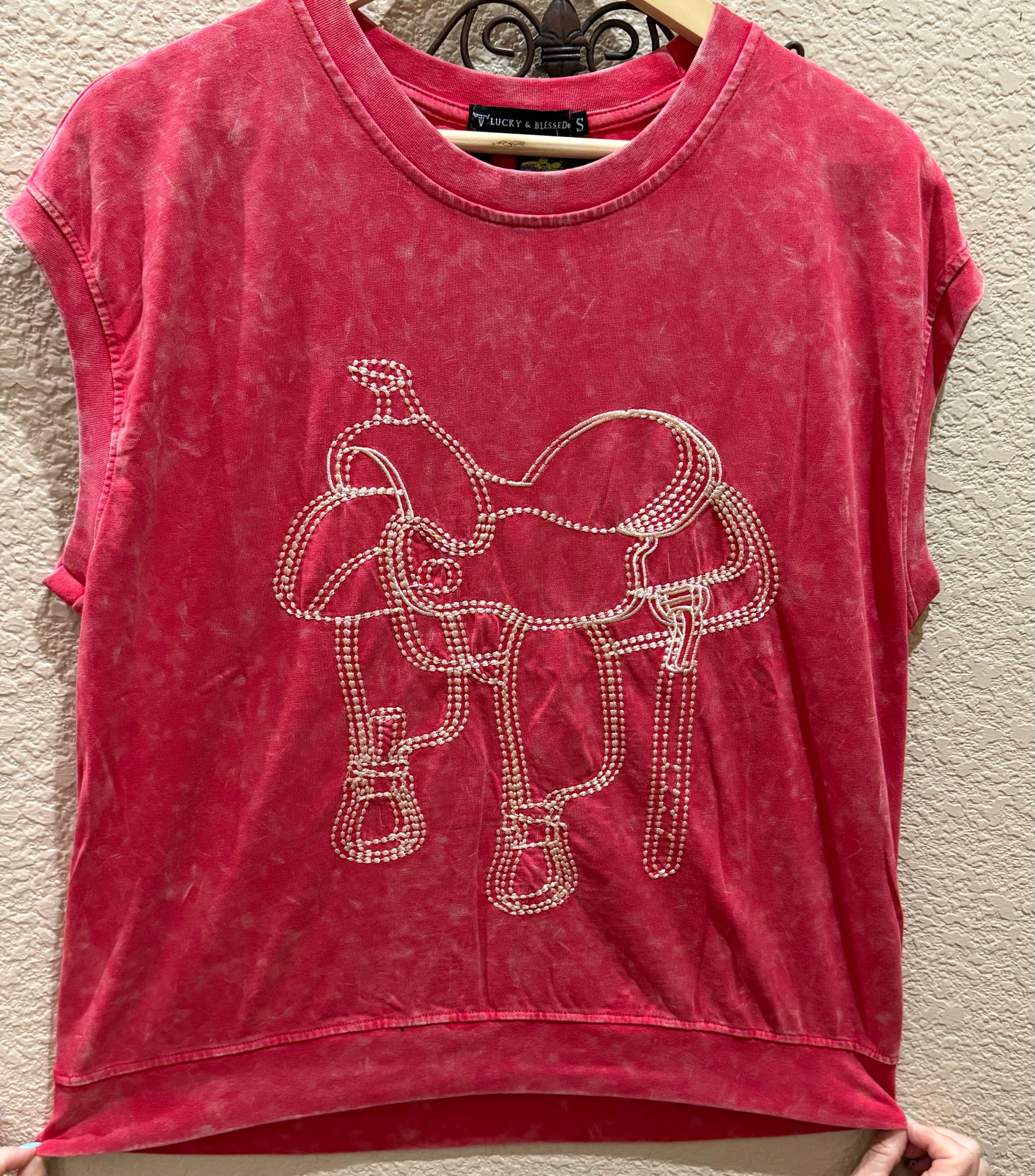 Mineral Wash Saddle Graphic Short Sleeve Top