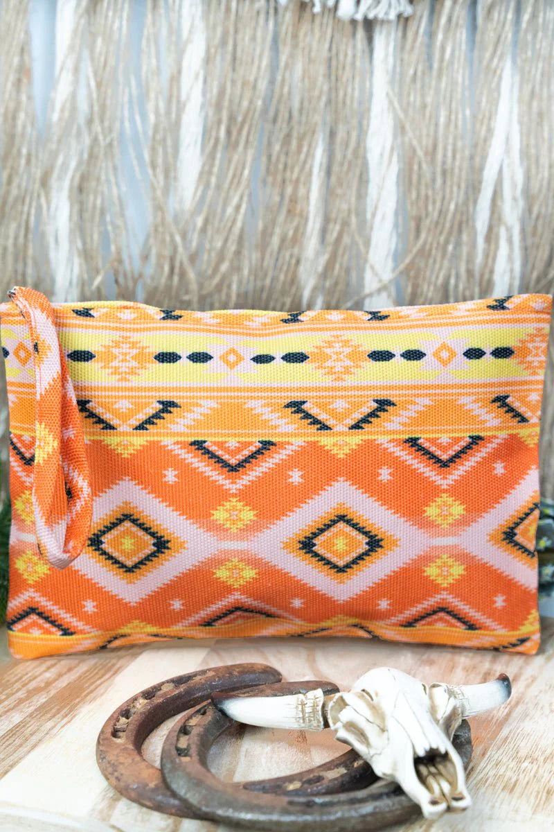 Women’s Aztec Style Wristlet Pouch