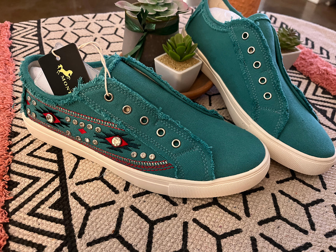 Montana West Women’s Aztec Canvas Slip-on Mule Sneakers Teal