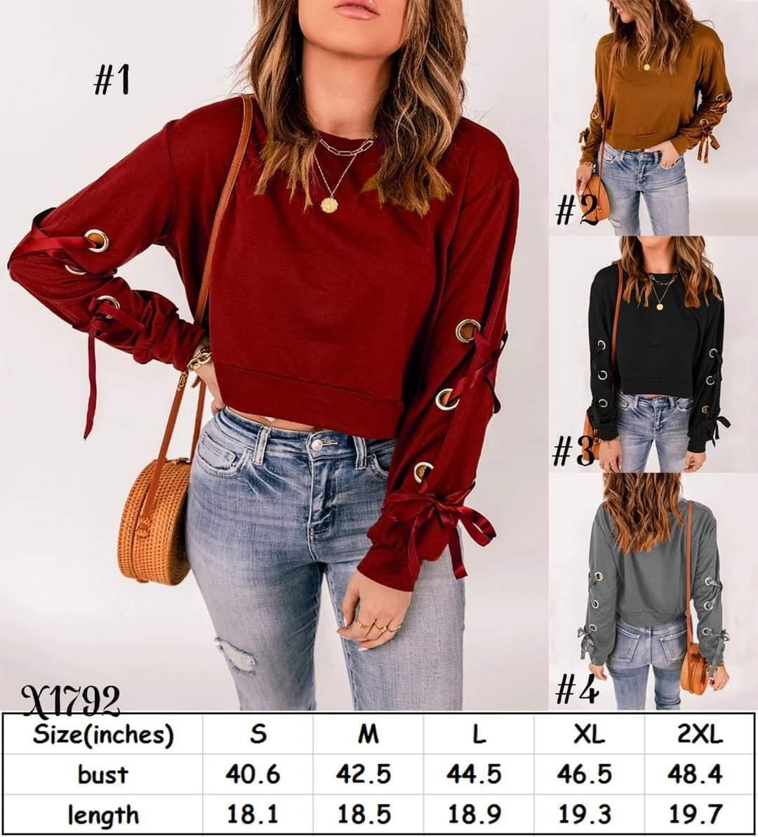 Collection View-Colored Crop Top Shirt with Lace-up Sleeves