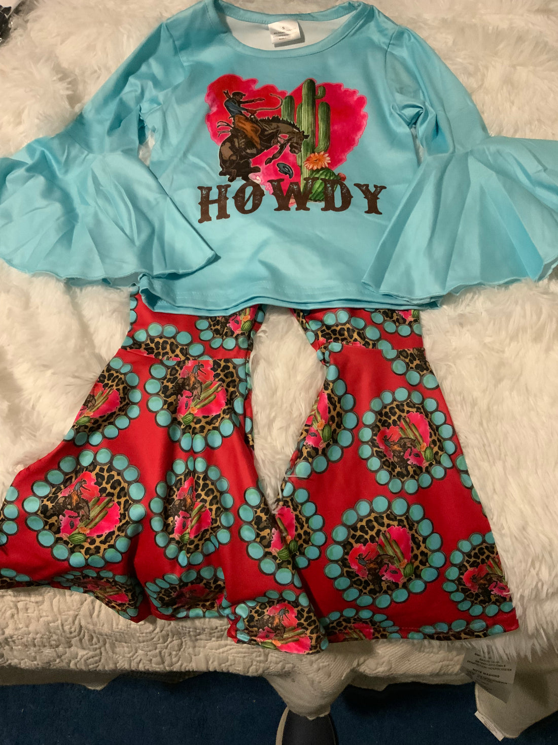 Girls &quot;Howdy&quot; Graphic Printed Top with Multicolored Bell-bottoms