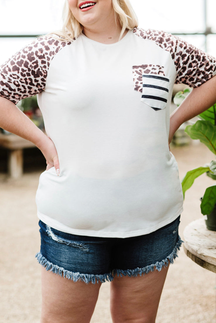 Plus Size Leopard Sleeves &amp; Striped Double Pocket Top